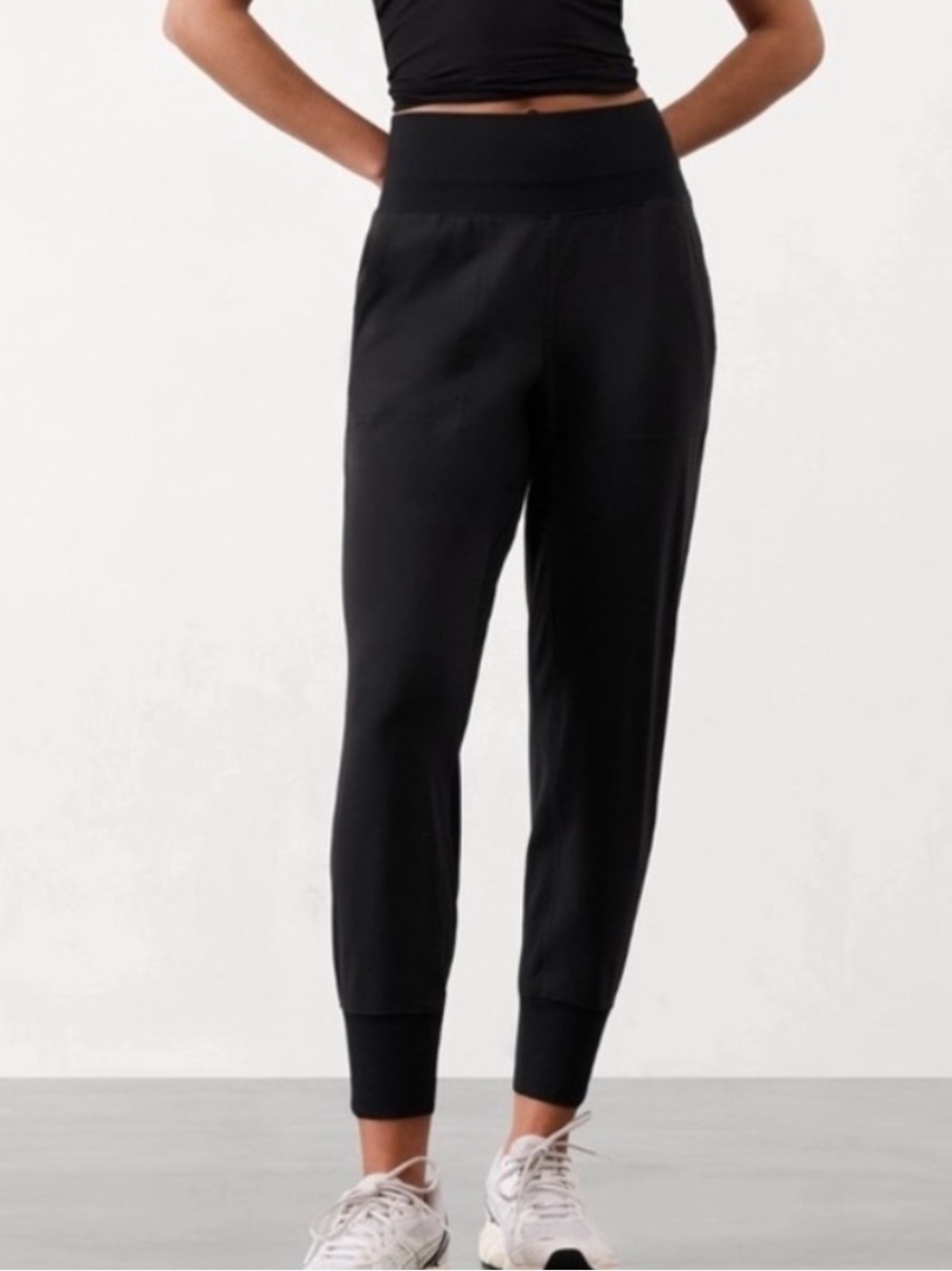 Athleta Venice Joggers NWOT size Small *TALL*